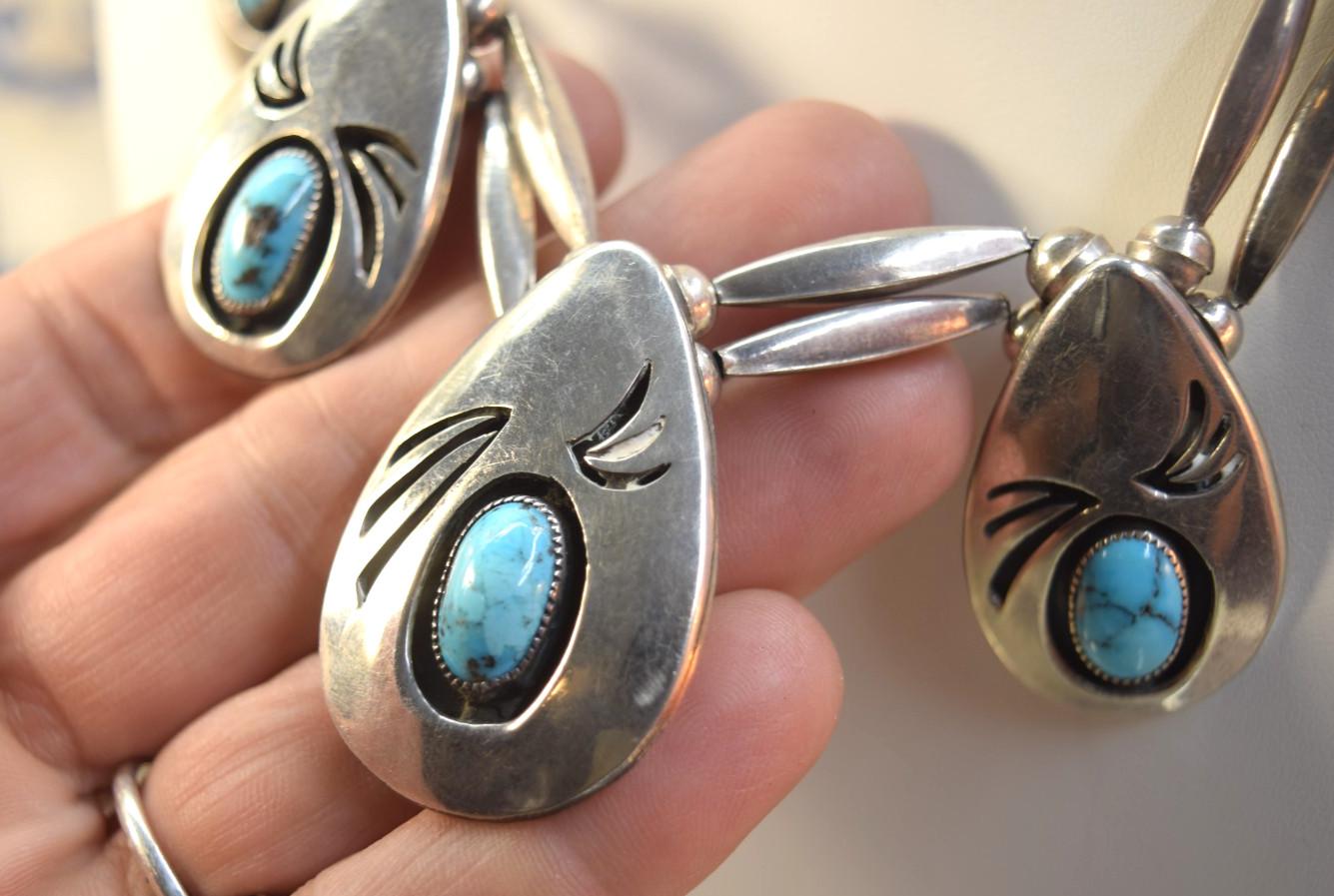 Vintage Sterling Turquoise Cabochon Necklace Elongated Beads 17″