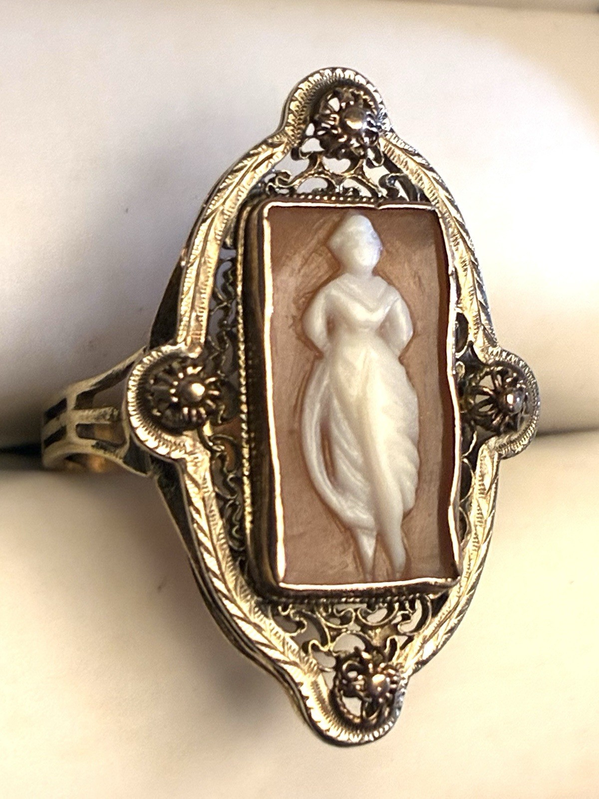 Sz 7.5 Victorian 14k filigree full figure shell Cameo Ring 3.61 g