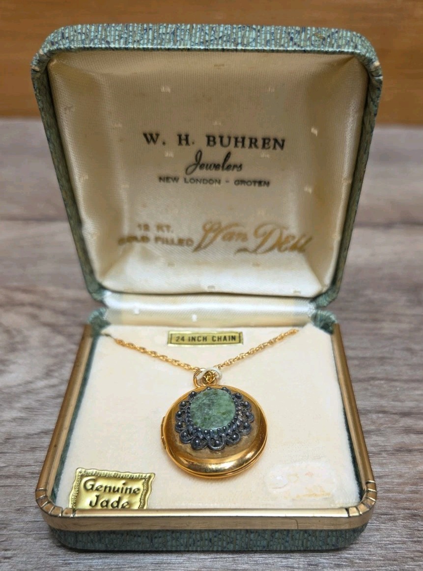 Vintage Gold Filled Locket Genuine Jade 24” Chain In The Original Case