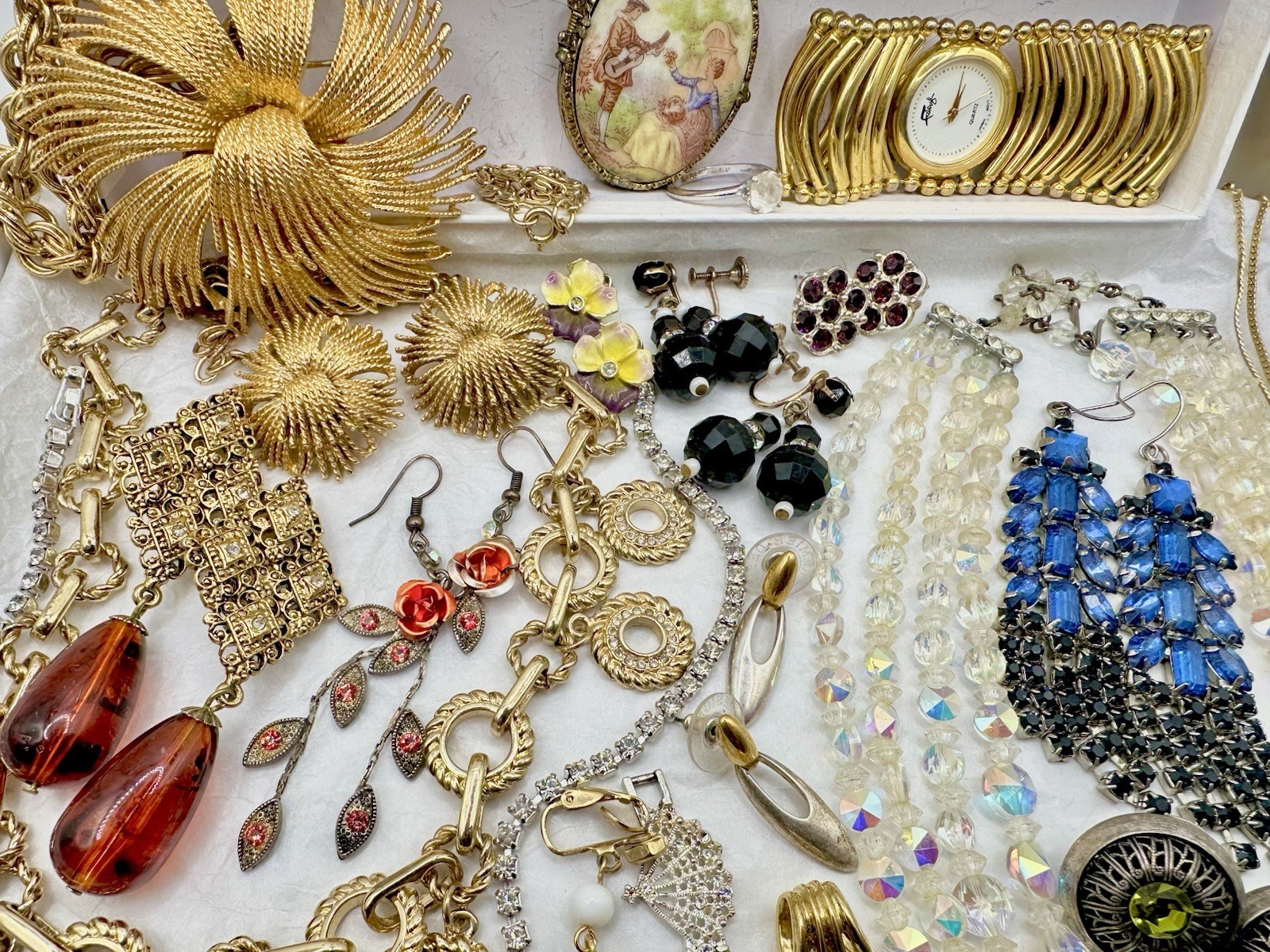 Antique VTG Estate Jewelry Gold Tone Monet Avon Crystal Romantic Sparkle Read