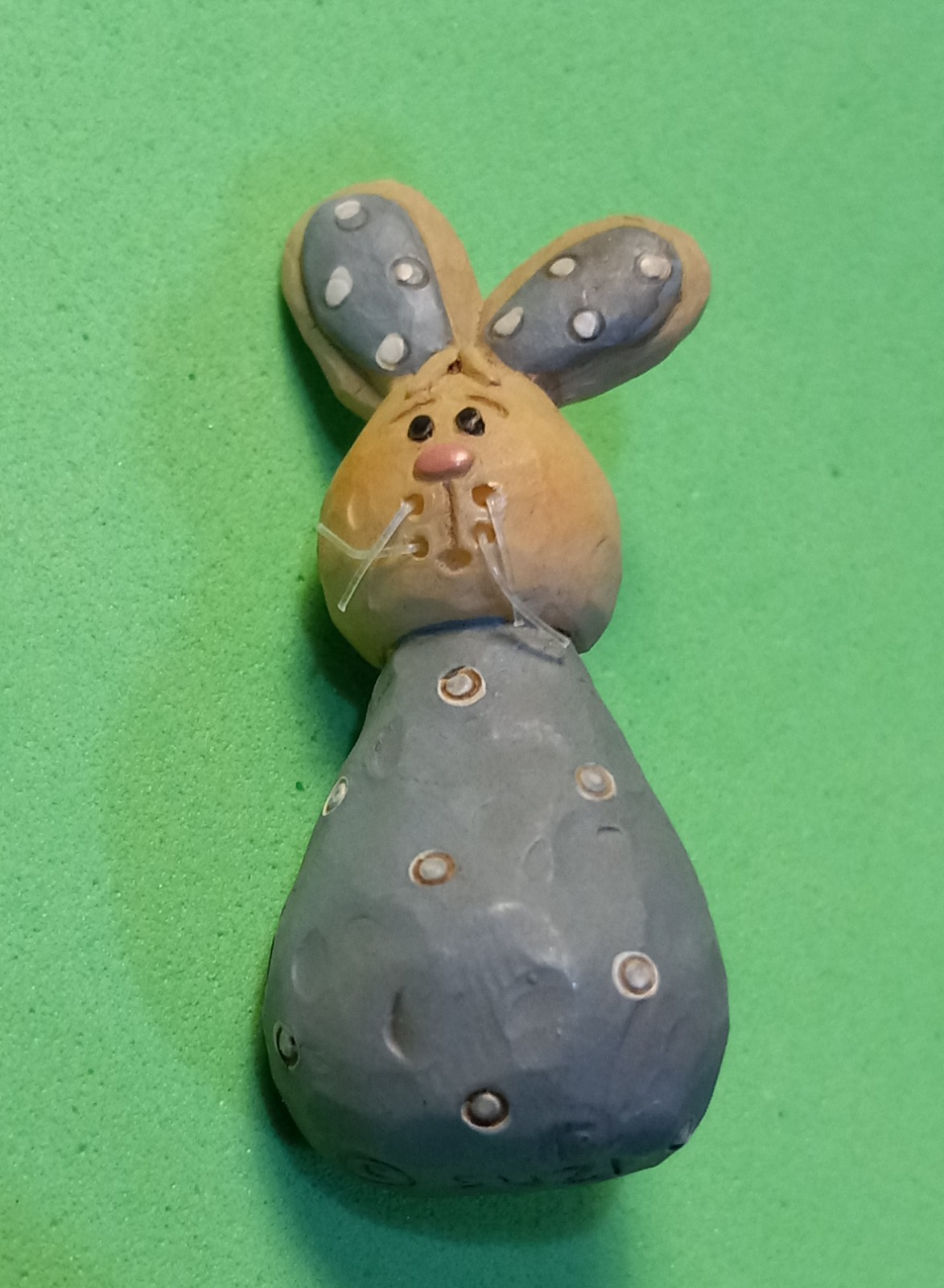 Mini Bunny Rabbit Pin/Brooch. 1.5″ Farmhouse Style Collectible. #B-P