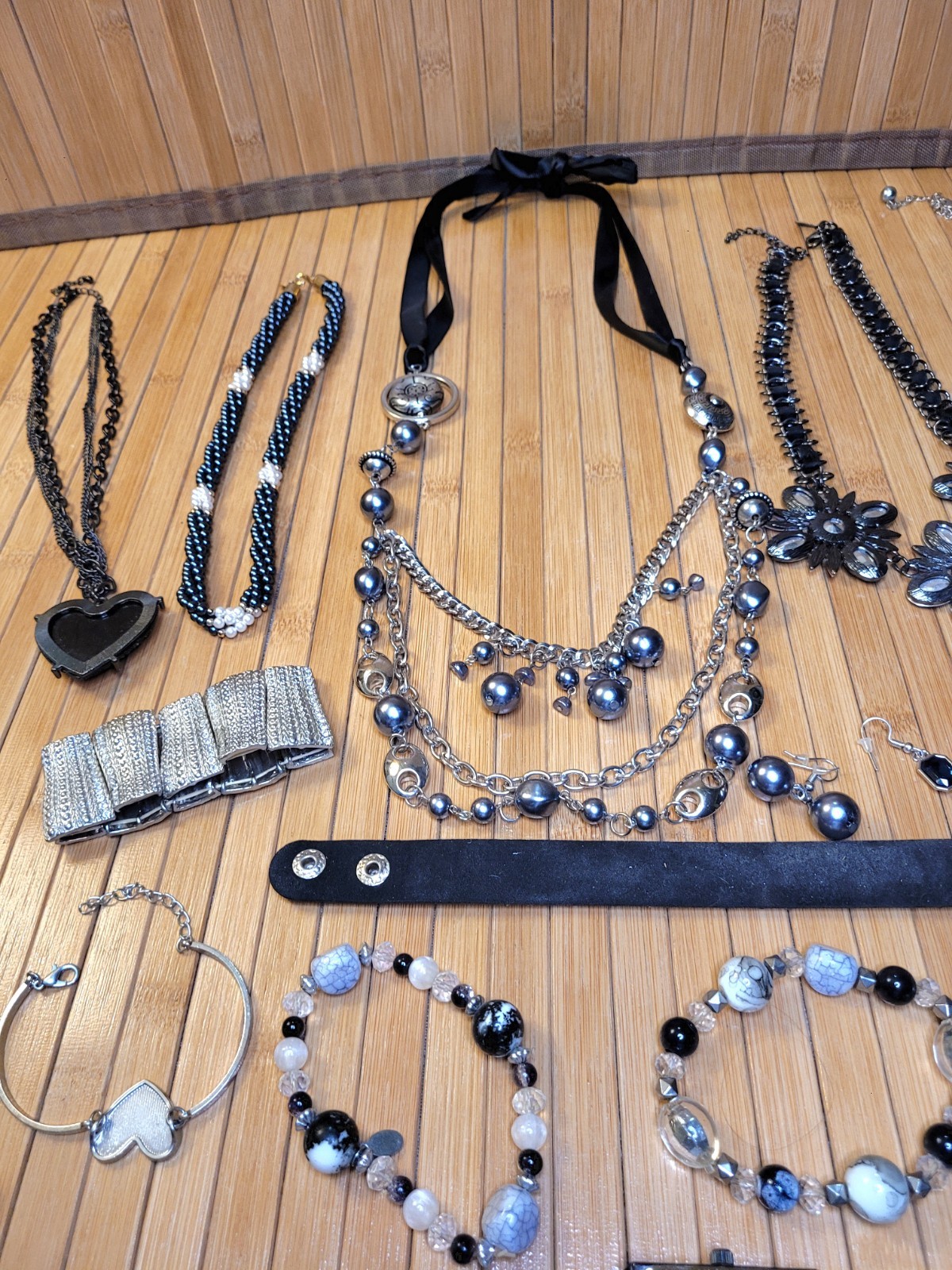 Vintage to Now Jewelry Lot of 20 Estate Sale Mixed Untested And Unsearched