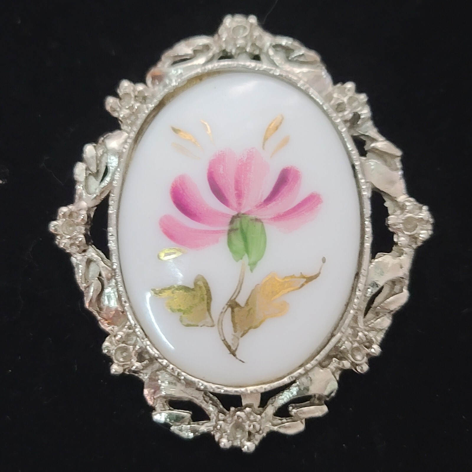 Cameo Silver Tone Filigree Hand Painted Floral Medallion Brooch Pin Victorian