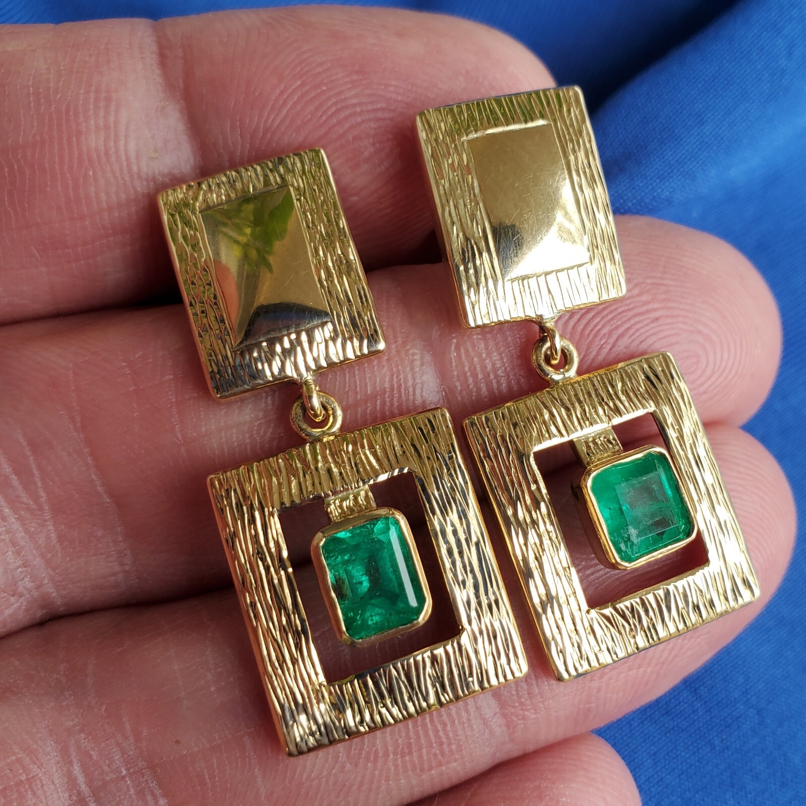 Original EARTH MINED EMERALD Deco Design Earrings Vintage Style Dangles 14K GOLD
