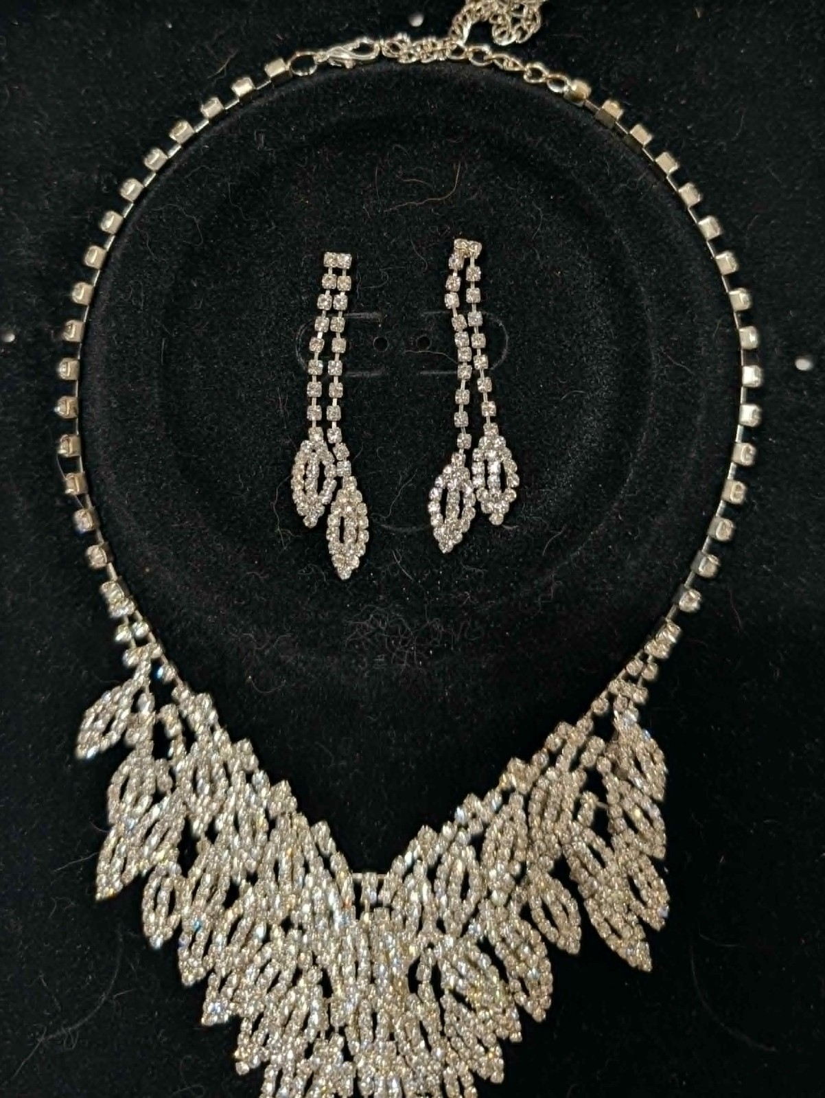 Vintage Clear Rhinestone Silver tone Necklace & Pierced Earring Set