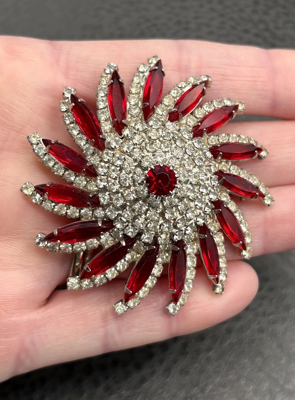 VTG Huge Attributed To Kramer Red Rhinestone Starburst Brooch Silver Tone Pin