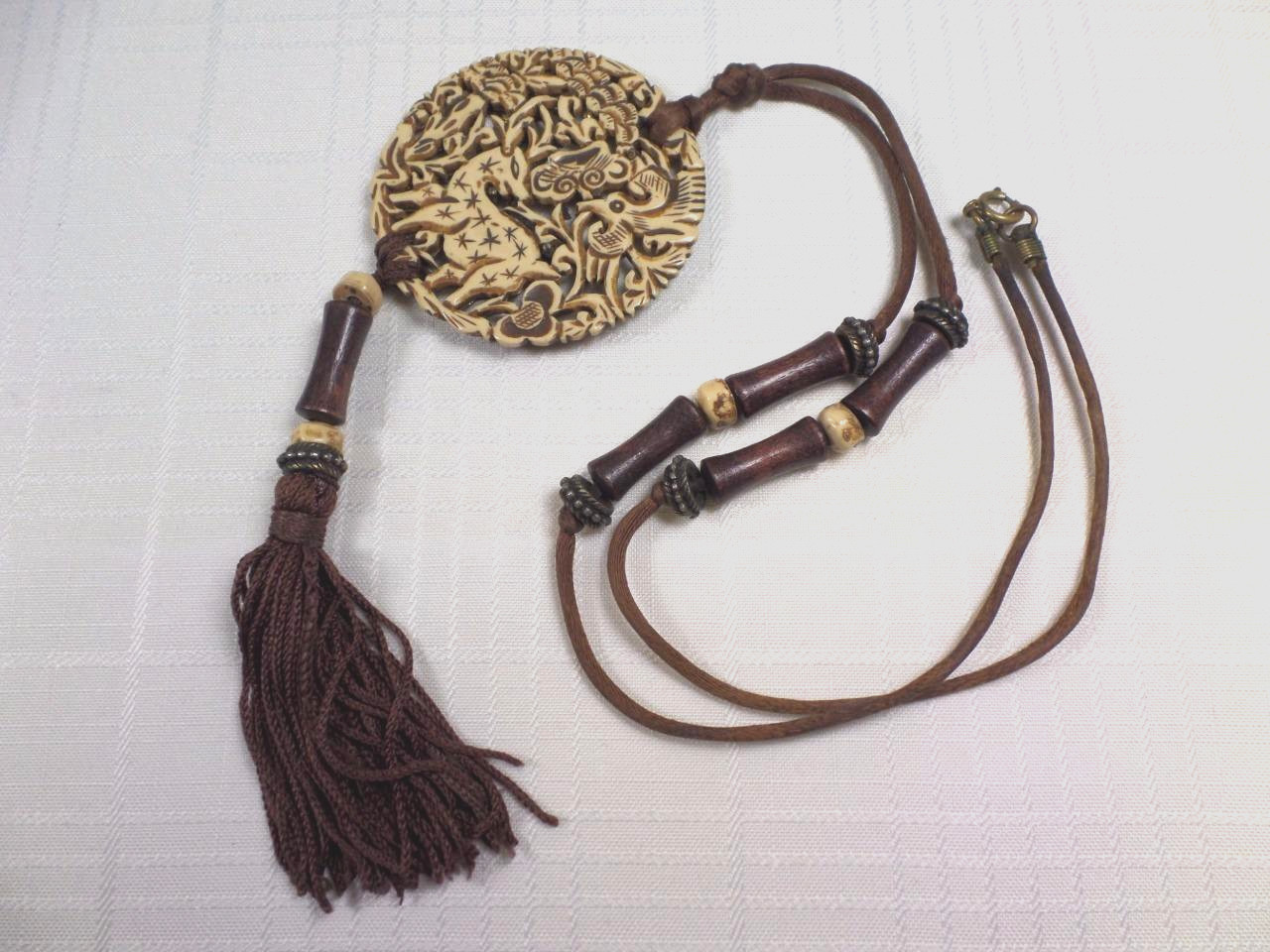 VTG 60s CROWN TRIFARI Carved Deer Pendant Necklace Satin Cord Wooden Beads
