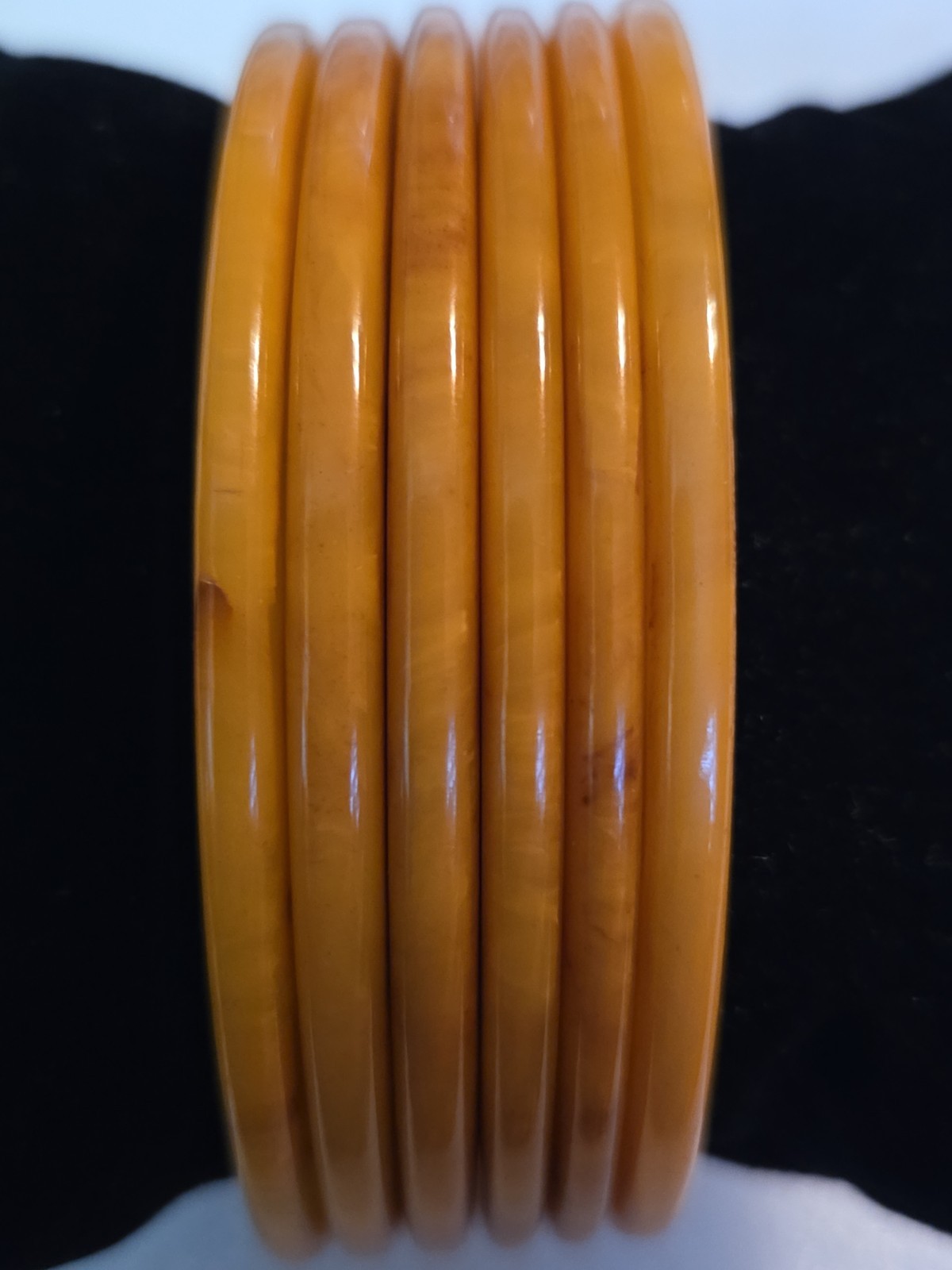 6 Vintage Bakelite Bangle Bracelets. Marbled Butterscotch Swirl Color. Tested