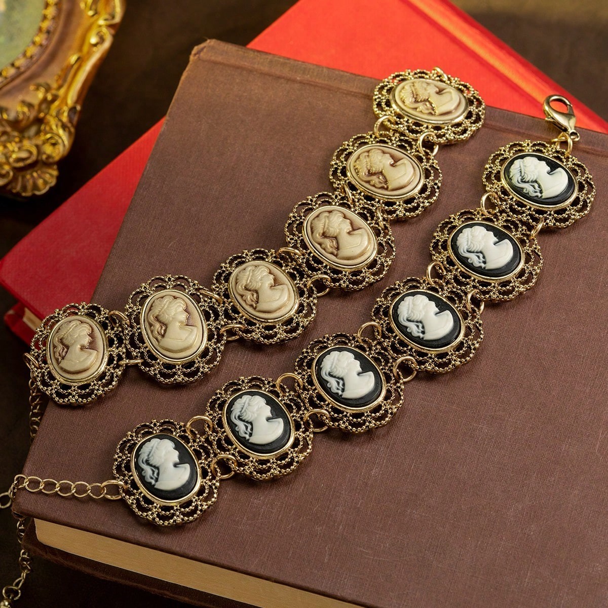 Vintage Gold Cameo Portrait Bracelet Victorian Style Adjustable Link Rare Unique