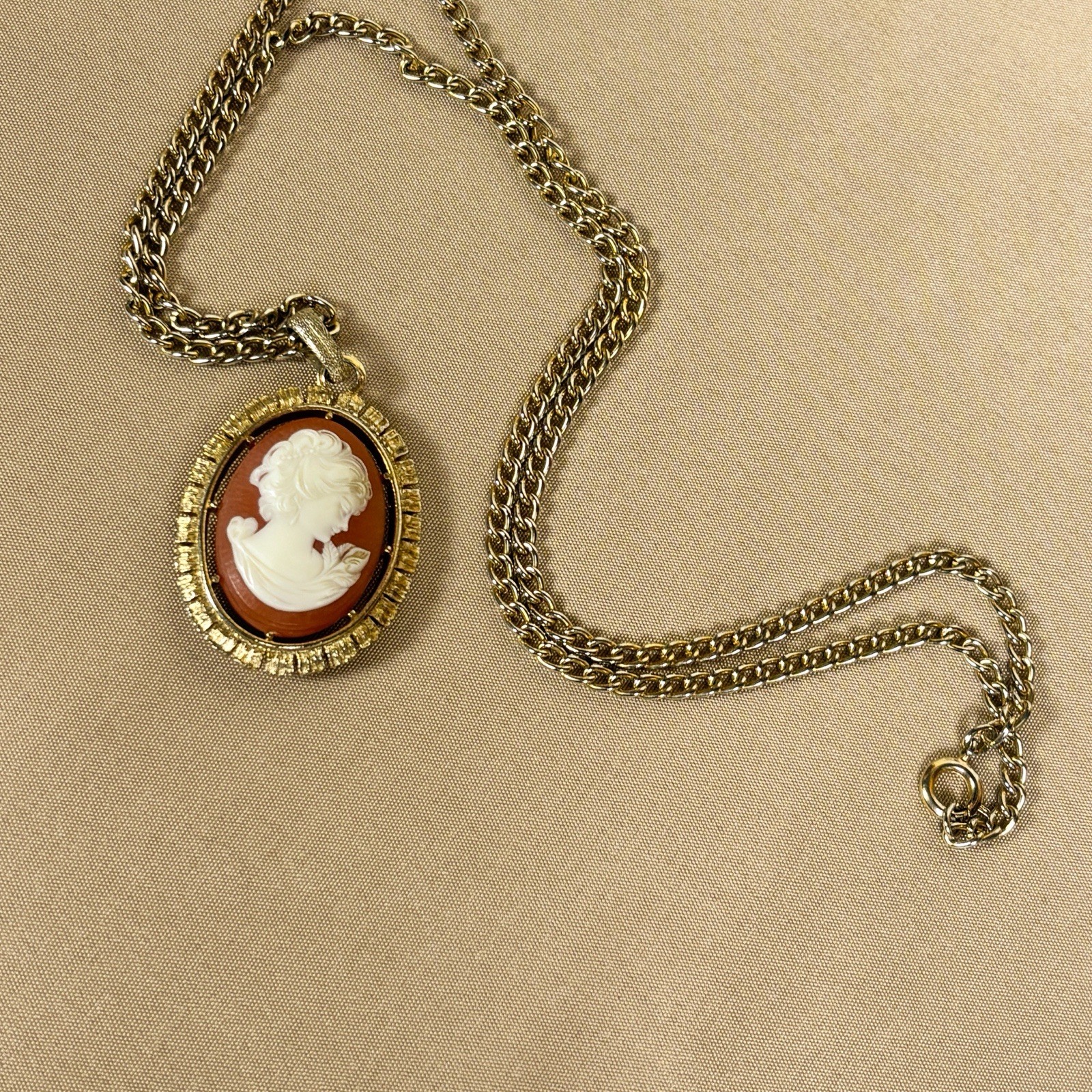 Cameo Pendant Vintage Victorian Revival Gold Tone Etched Back 25in B11