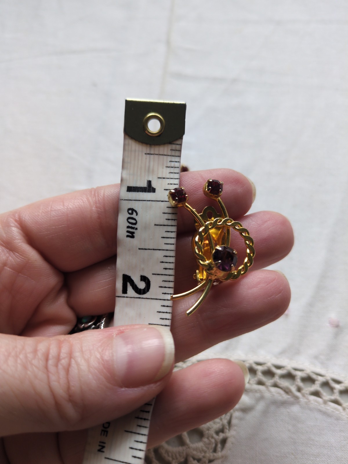 Vintage Gold Tone Garnet Rhinestone Clip On Earrings