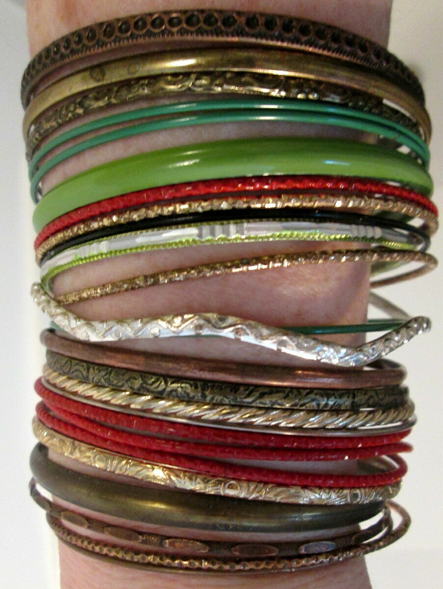 Lot of Vintage Metal Bangle Bracelets Enamel and No Enamel Untested