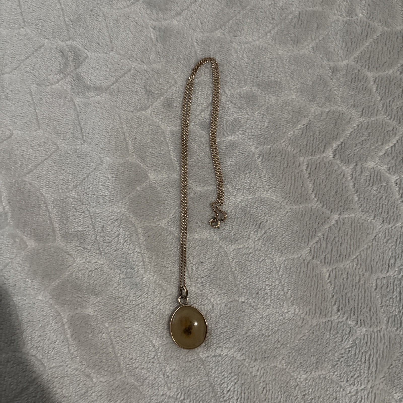 Vintage Agate Cabochon Pendant Necklace Oval Brown Gray Natural Stone Gold Tone