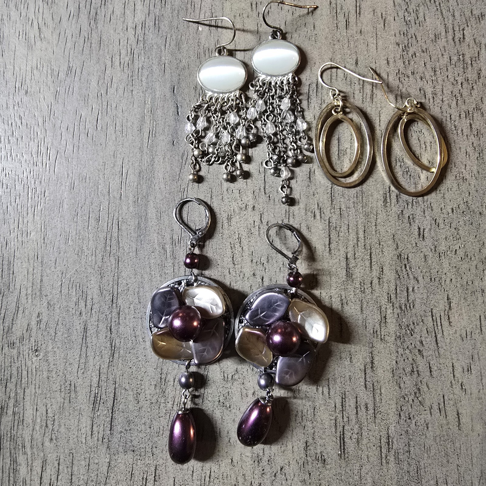 VINTAGE ASSORTED JEWELRY LOT / 17 Pieces