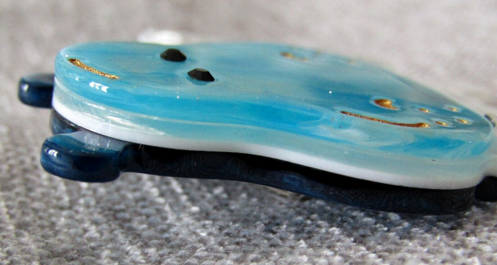 Hippopotamus Hippo Acrylic Brooch Pin Blue/White Excellent Quality — Style #1