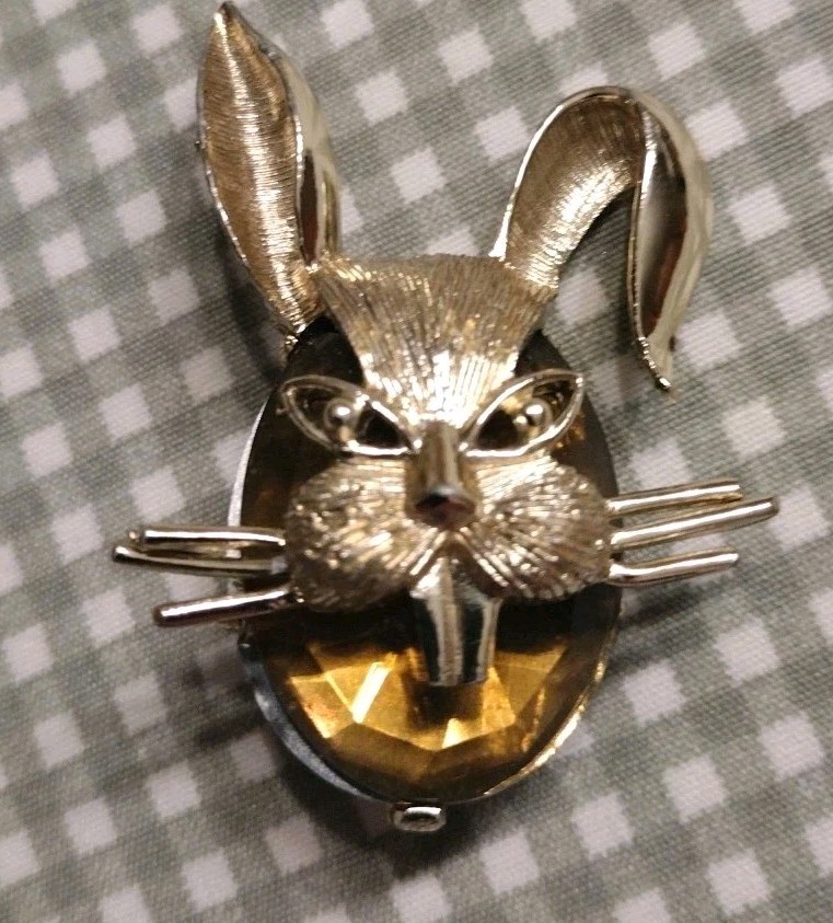 Vintage Brooch Rabbit Head Pin Amber Topaz Color Stone Gold Tone Unique