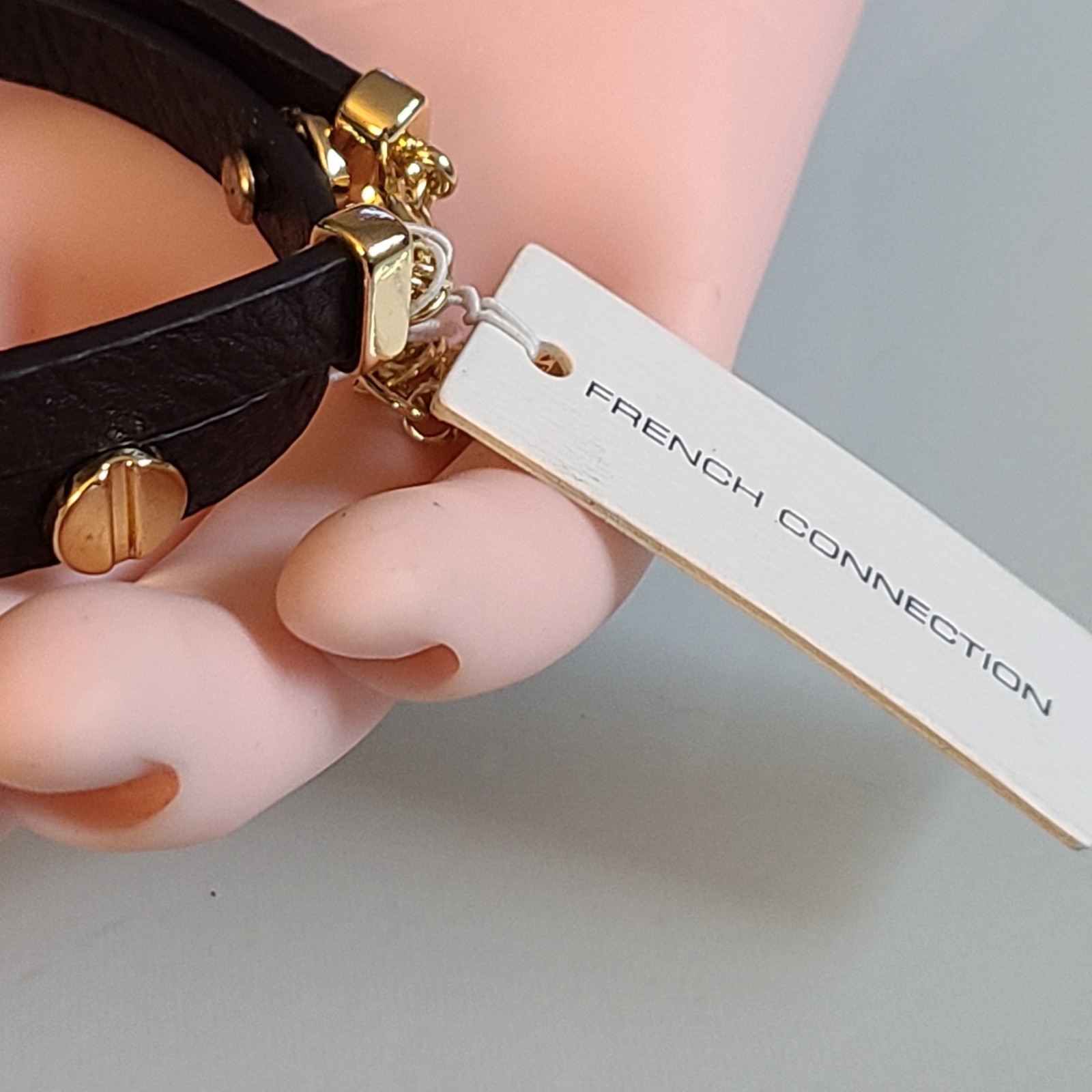 French Connection Double Wrap Bracelet Black Pebble Grain Gold Screw Studs NWT 1