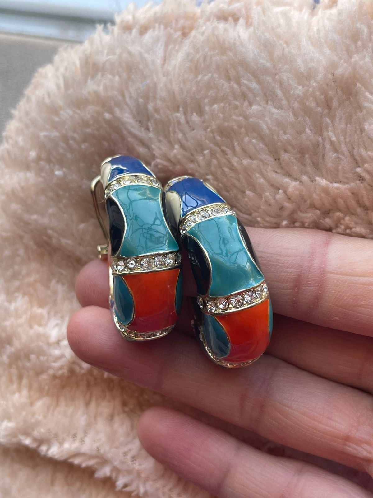 Chunky Multi Color Enamel Hoop Earrings Rhinestone Crystal Gold Tone