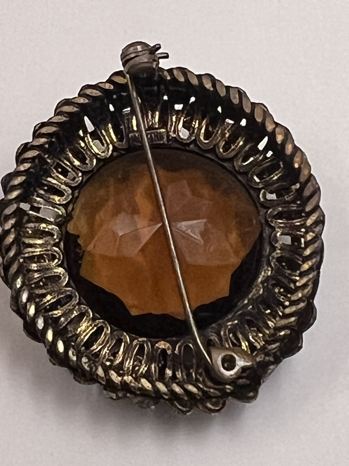 Vintage Austria Golden Brown Dark Amber Filigree Gold Tone Pin Brooch Bent Edge