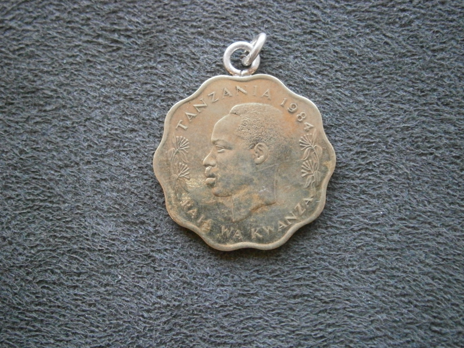 Tanzania 10 Senti Julius Nyerere Zebra Vintage Coin Charm Pendant ~ 1984 ~ 5.2g