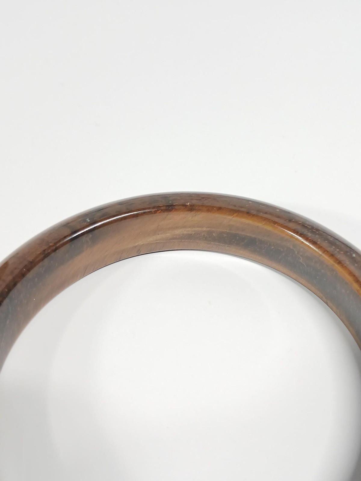 Golden Brown Jadeite Bangle 67mm Tiger Vein Pattern