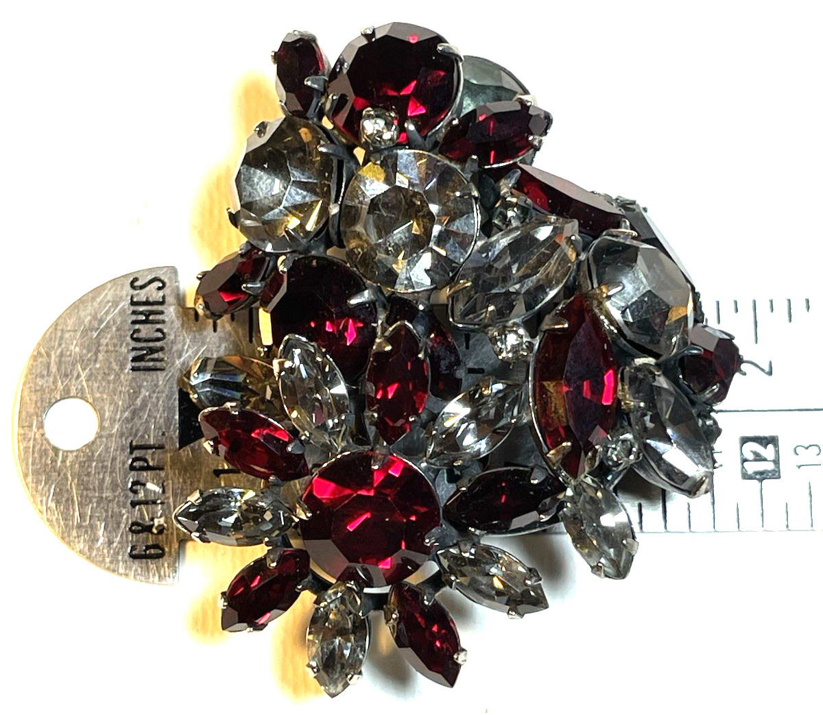 VINTAGE WEISS UNSIGNED SILVER TONE RUBY RED RINESTONE CLUSTER DOME BROOCH
