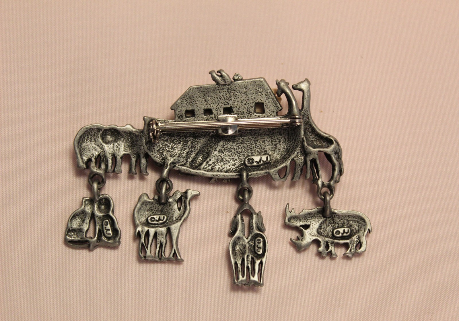Vintage JJ Signed Noah’s Ark Brooch Pin Silver Tone Dangling Animal Charms