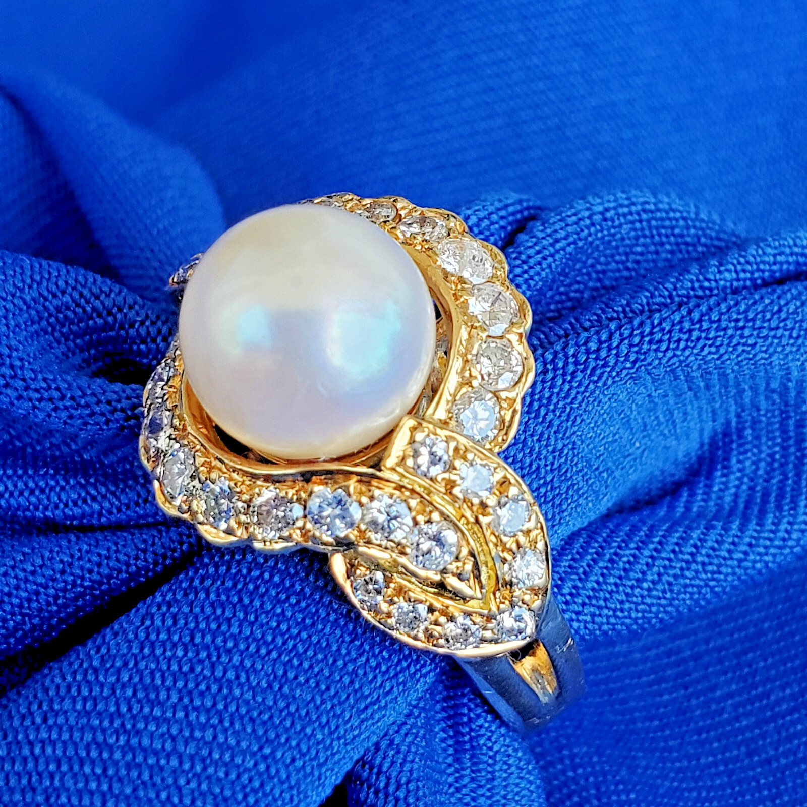 Original EARTH MINED DIAMOND Pearl Deco Engagement Ring Statement SOLID 18K GOLD