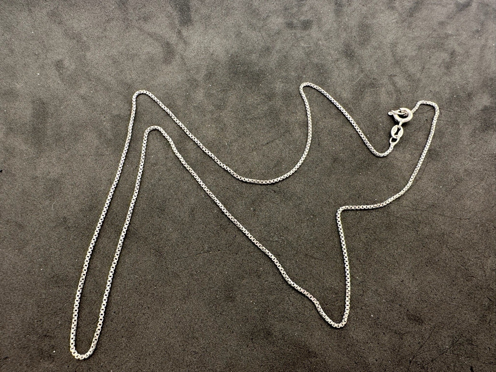 2.97g Vintage Sterling Silver 925 Box Chain Necklace 21 in