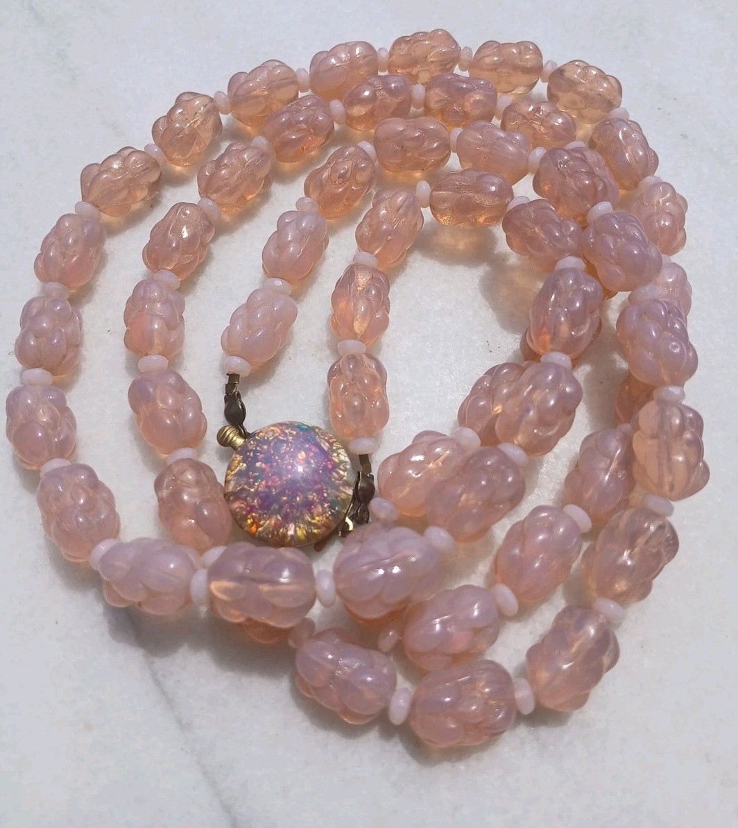 ANTIQUE MOLDED BERRY OPAL MILKY PINK OPALINE GLASS BEAD FLAPPER NECKLACE SET 3ft
