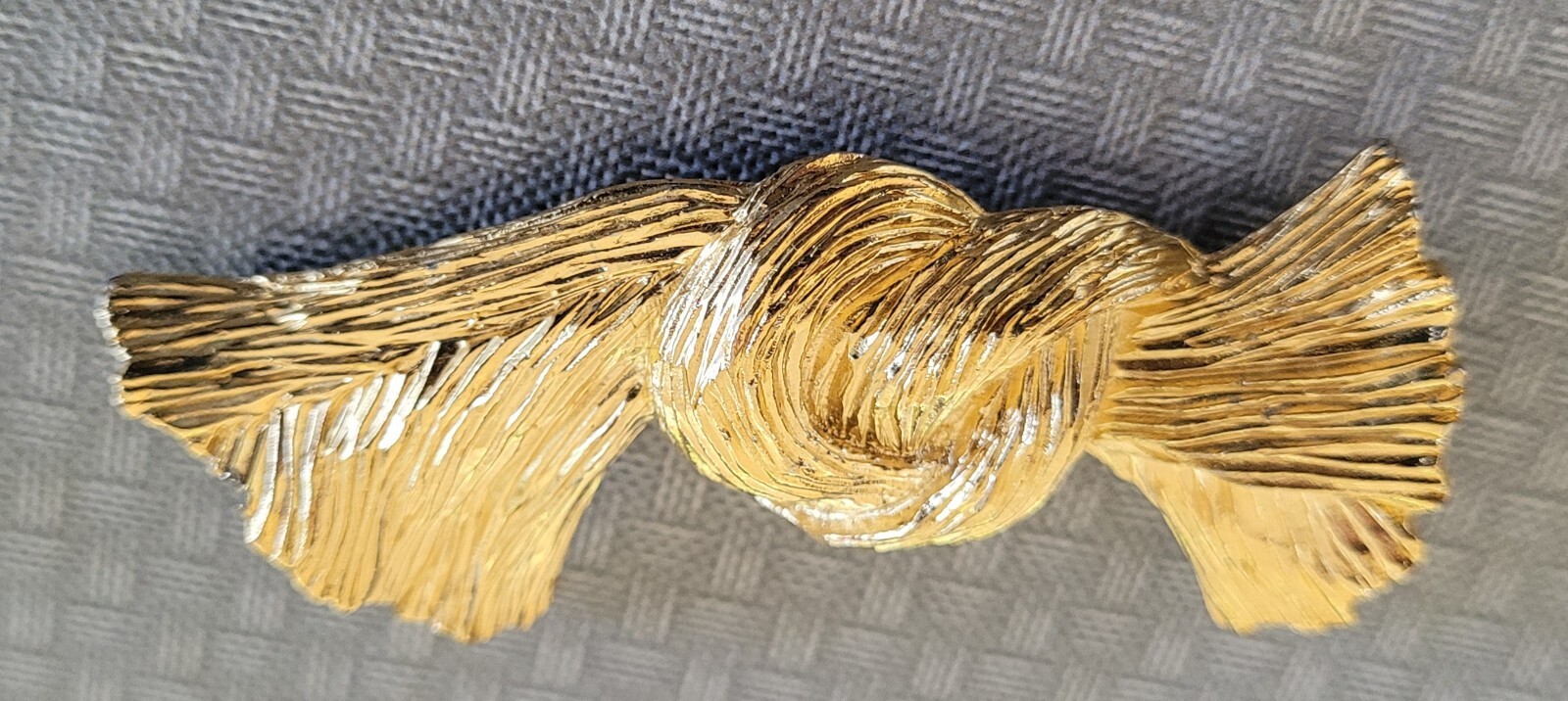 Vintage Givenchy Brooch – Knot