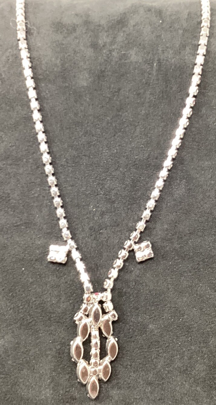 Vintage Pink And Red Rhinestone 16” Necklace Set With Earrings