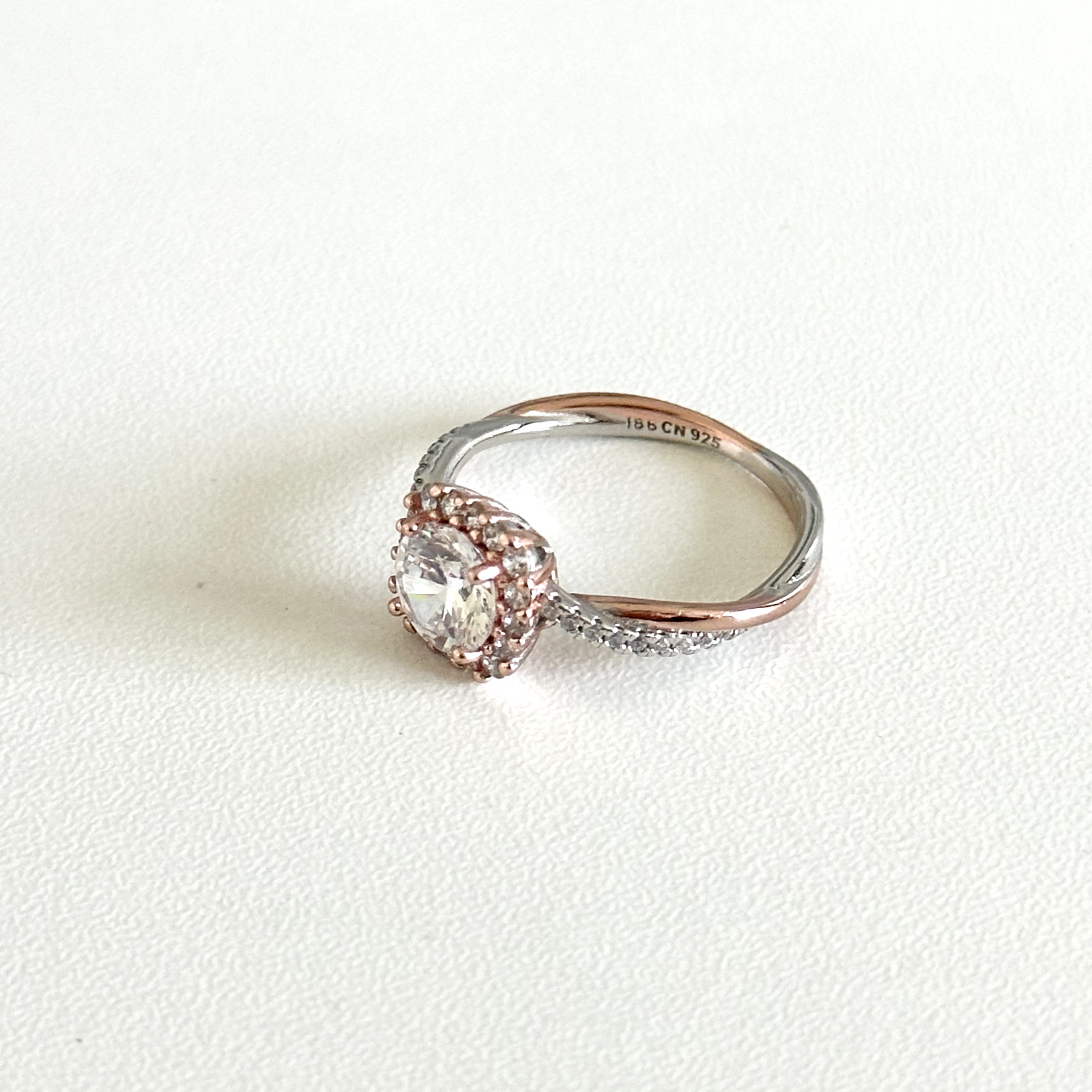 925 Sterling Silver & Rose Gold Plated Two Tone Clear CZ Sparkly Ring Size 8