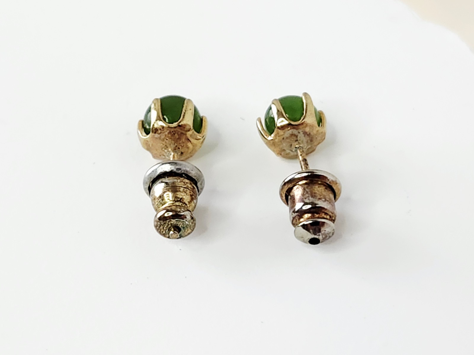 2 Pairs Green Jade Stud Earrings – 1 Silver Tone & 1 Gold Tone – Vintage