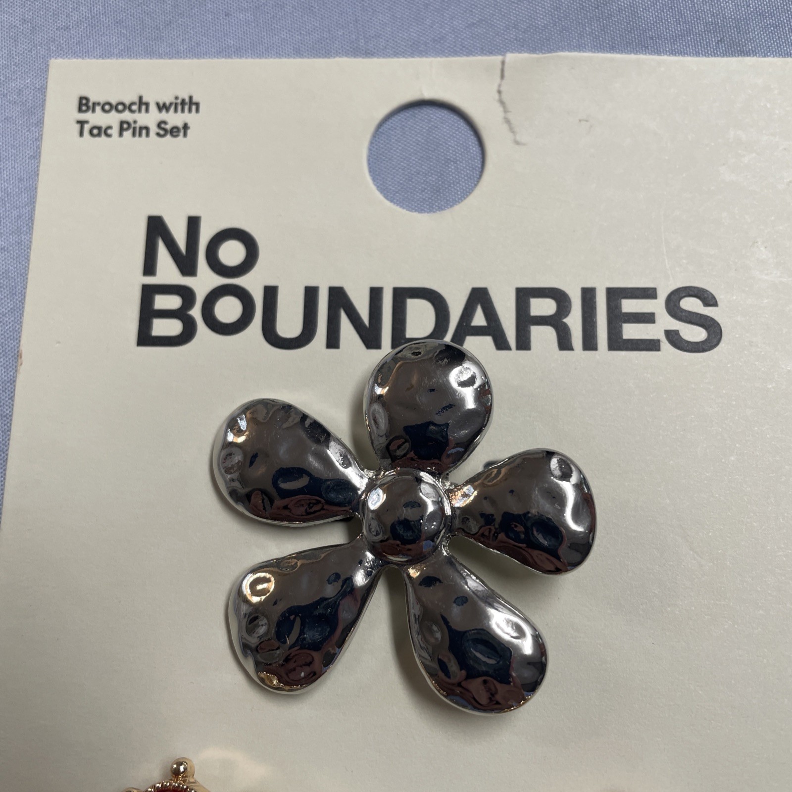 No Boundaries Multicolor Brooch Pin Set Flower Heart Bear Bow Butterfly Metal