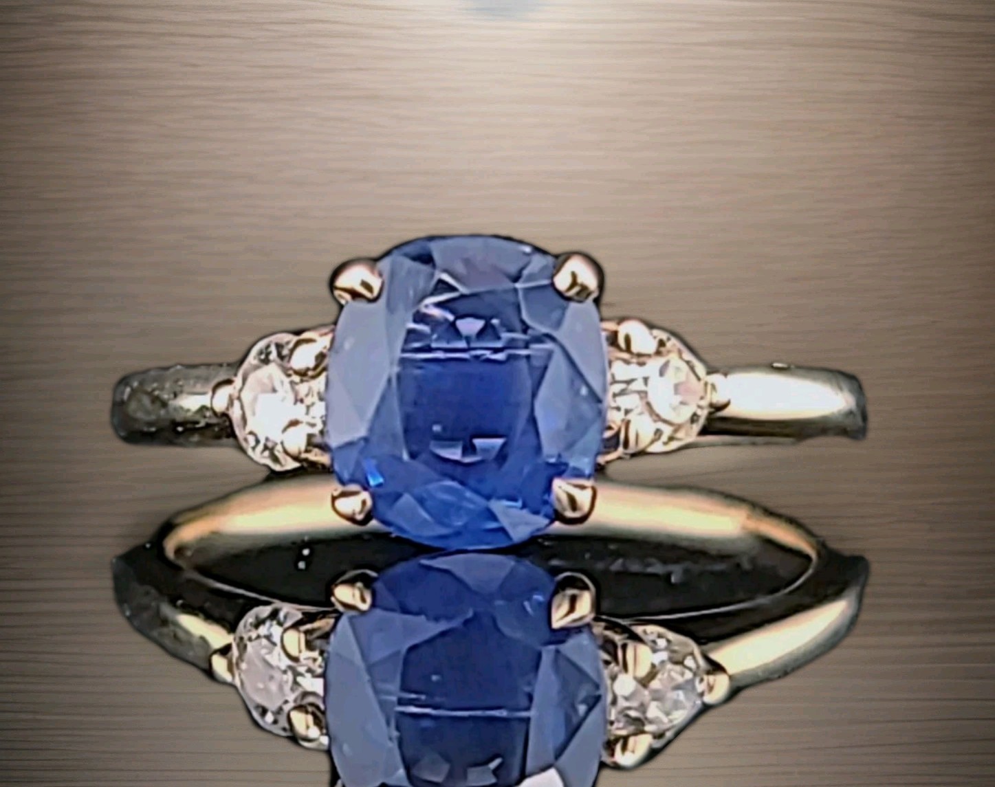 Vintage 14K Yellow Gold Engagement ring 1.73ct.Natural Blue Sapphire Oval GIA