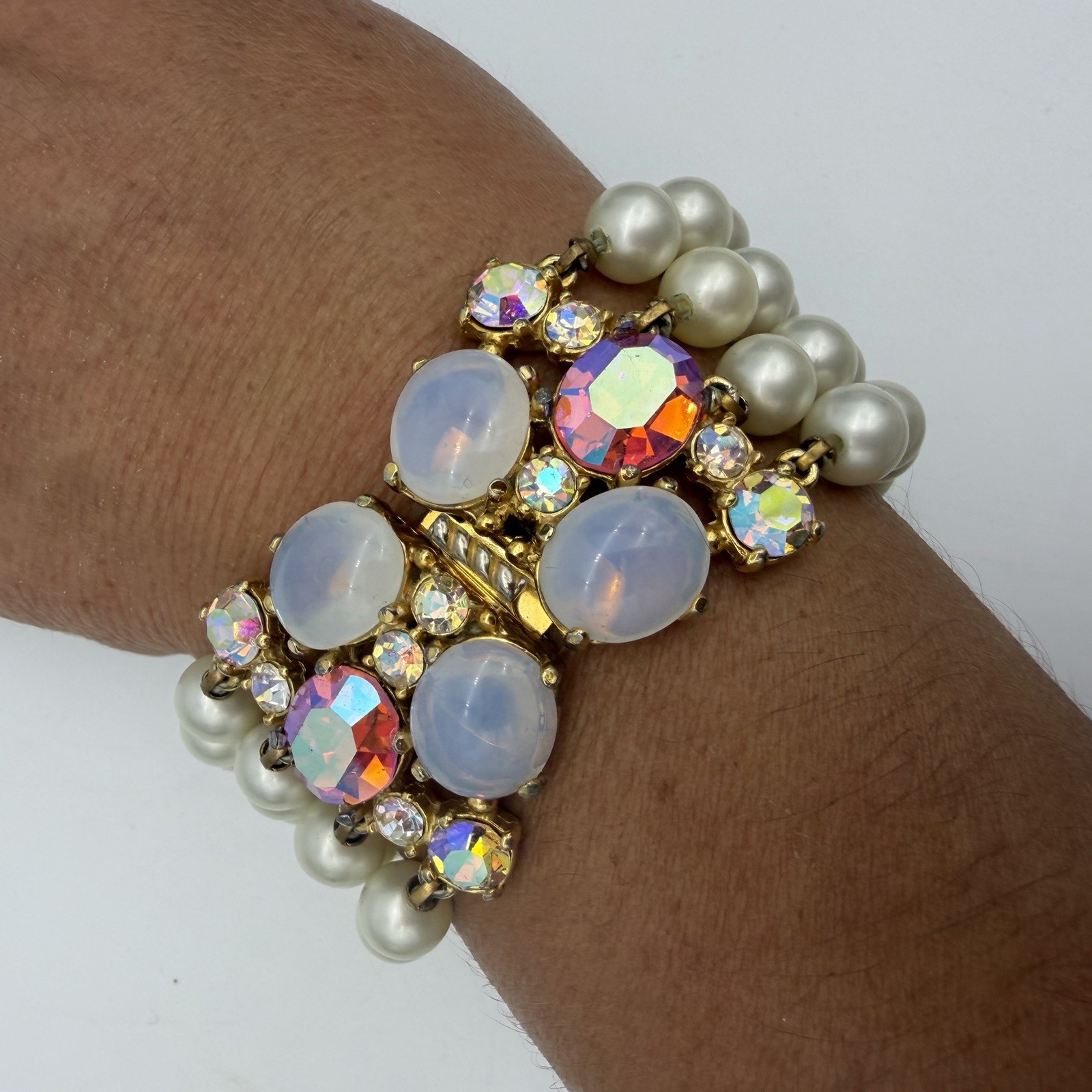 VTG SCHIAPARELLI Signed Bracelet Opaline Pink AB Faux Pearl Statement Rare