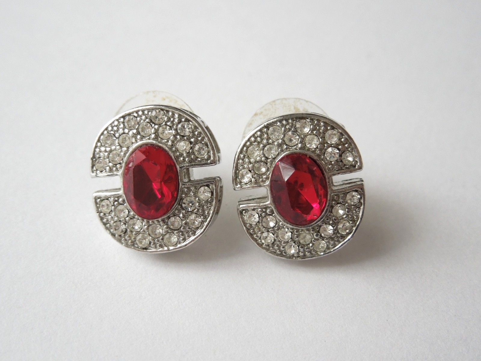 Earrings Studs Silver-Colored Rhinestones Red + Colorless 7.2 G / 1.6 X 1.4 Cm