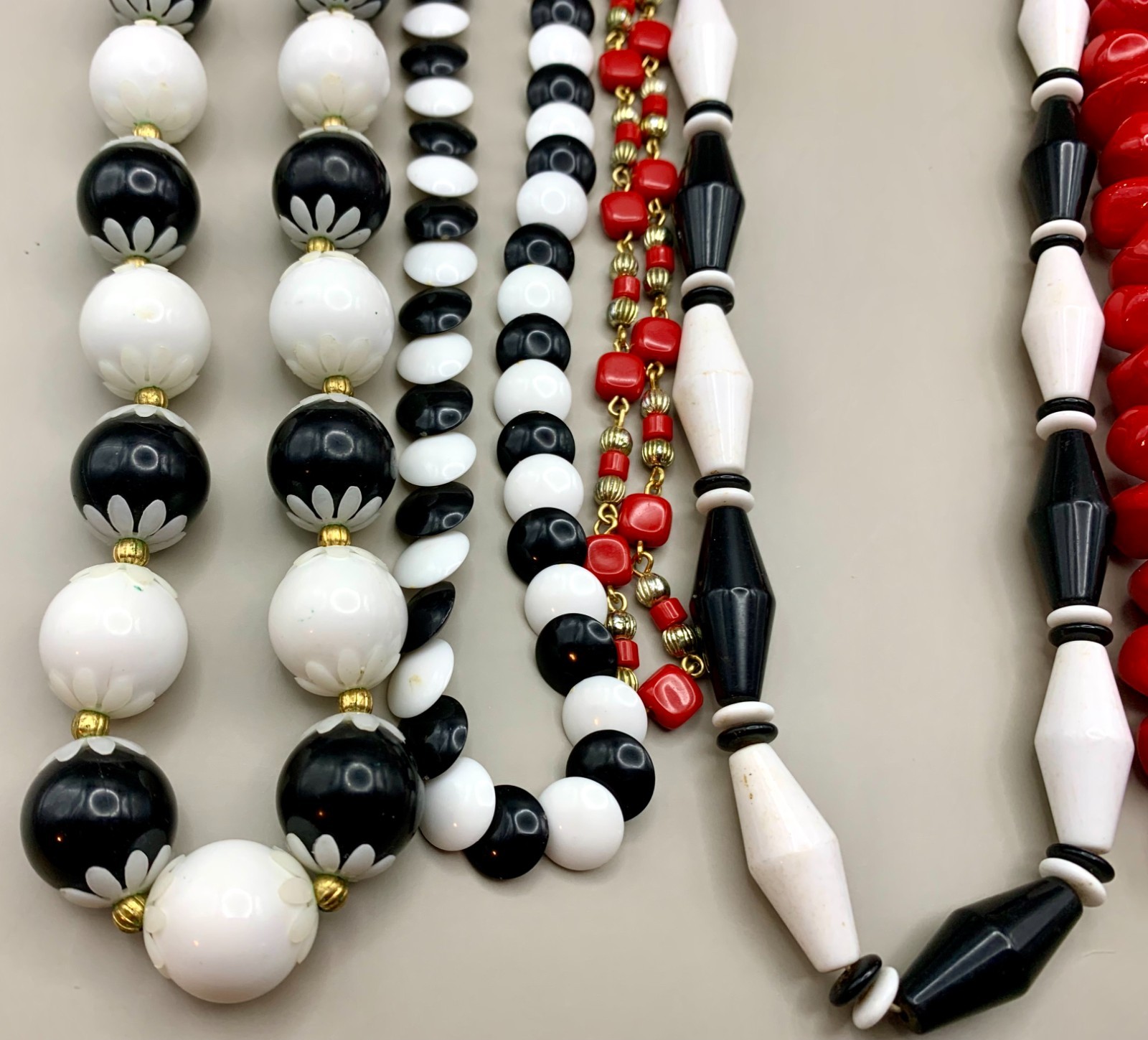 Vintage Lot Beaded Necklaces Black White Red Gold Tone Acrylic Retro