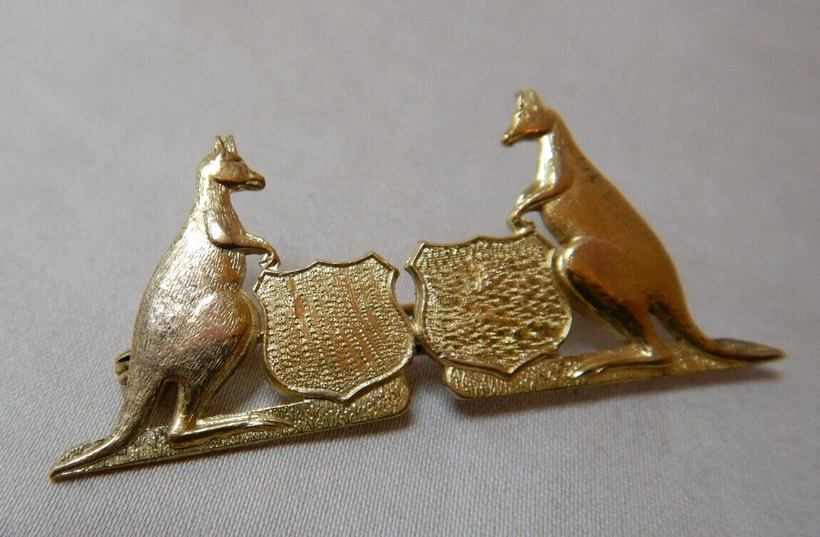 EARLY VINTAGE AUSTRALIAN GILDED DOUBLE KANGAROO BROOCH BY MILLERS SYDNEY 3725