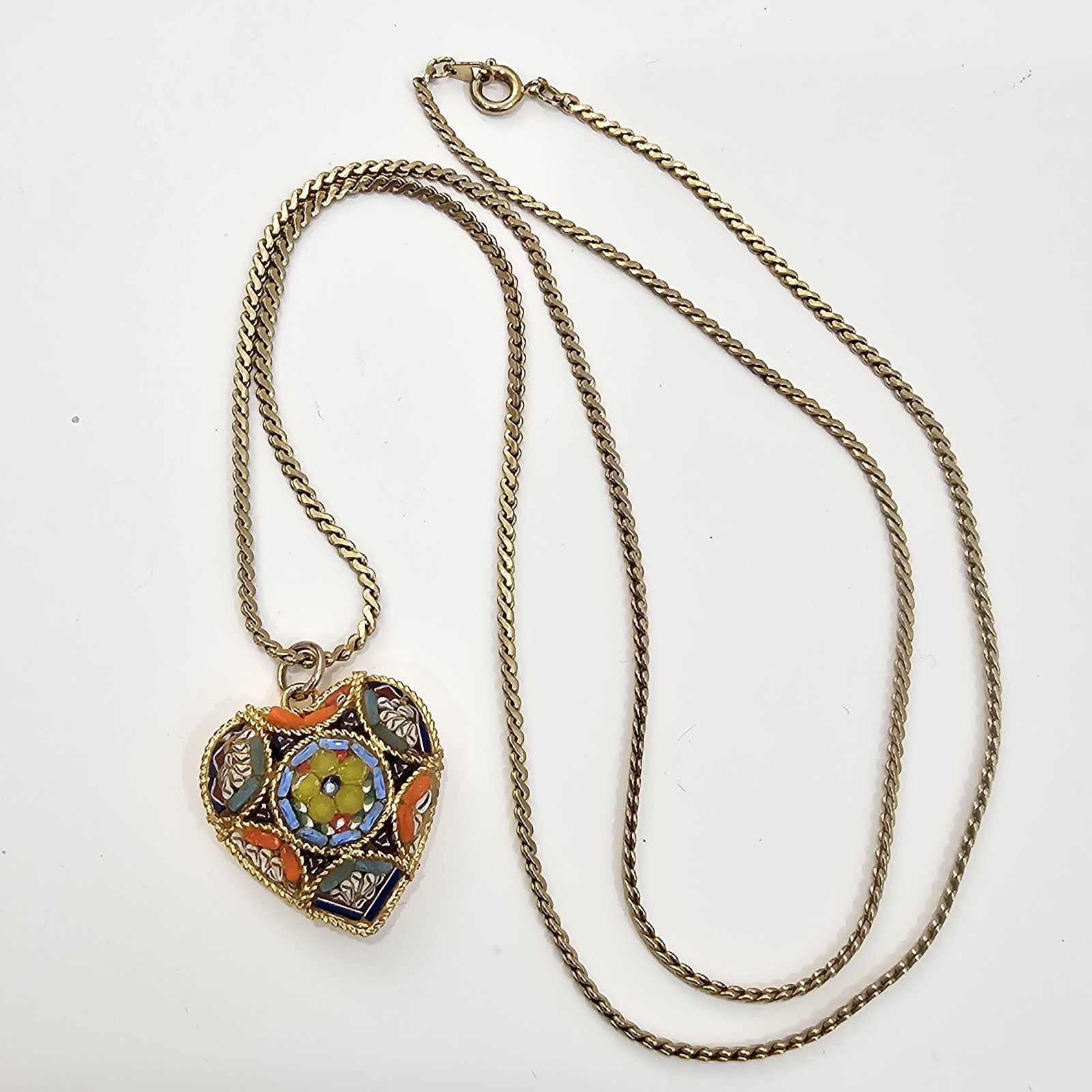 Vintage Micro Mosaic Heart Pendant Necklace Gold Tone Serpentine Chain 24″