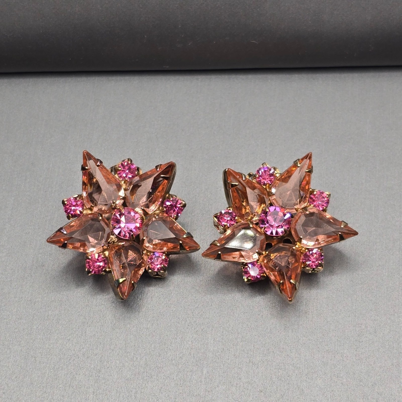Vintage Pink Rhinestone Starburst Clip On Earrings Peach Mid Century Modern
