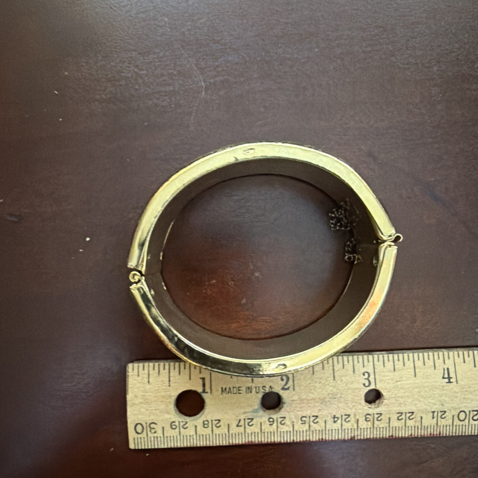 Vintage Etched Hinged Bangle Bracelet Gold Toned Very Good Condition