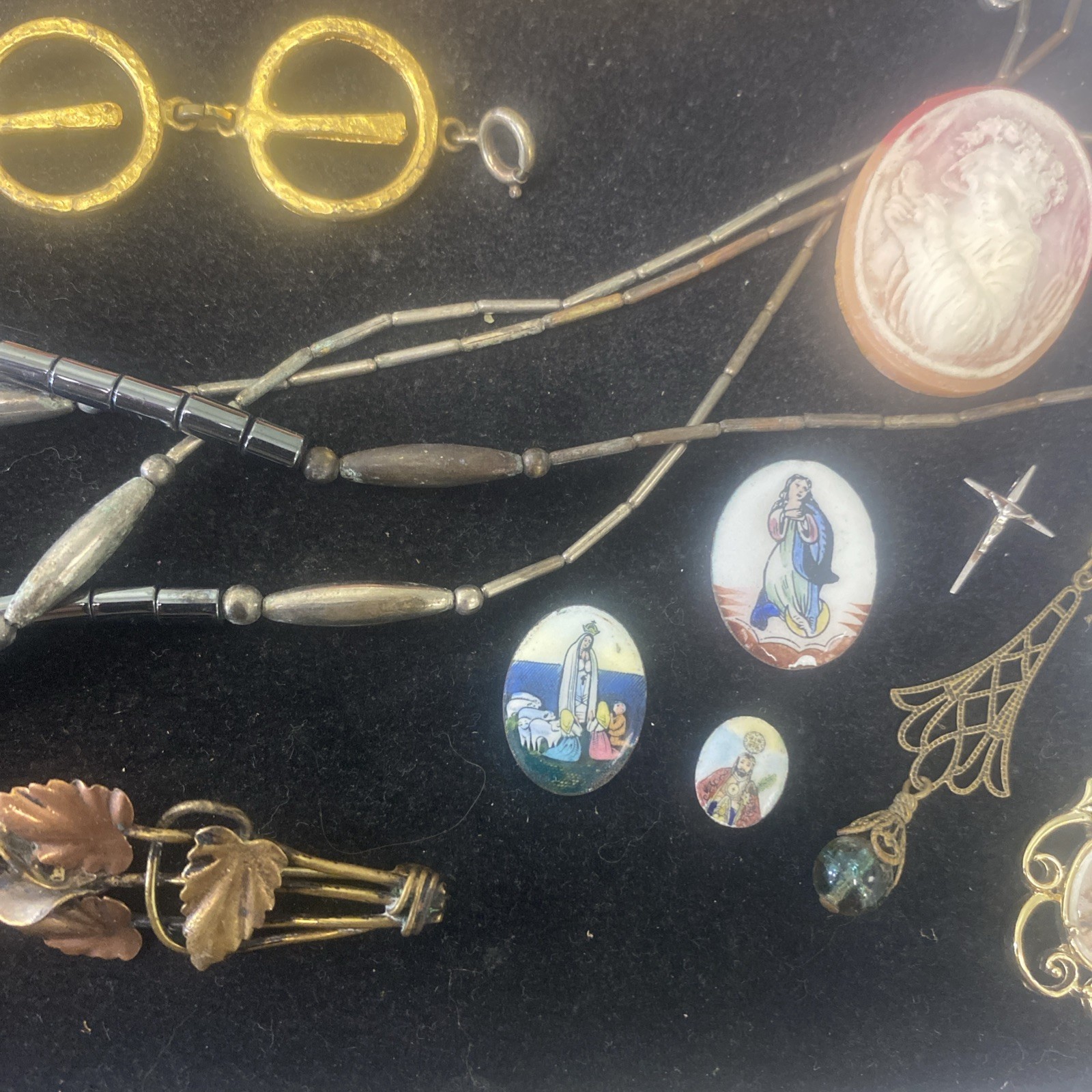 Antique Vintage Lot Of Jewelry Estate Sale Unsearched As Is #2