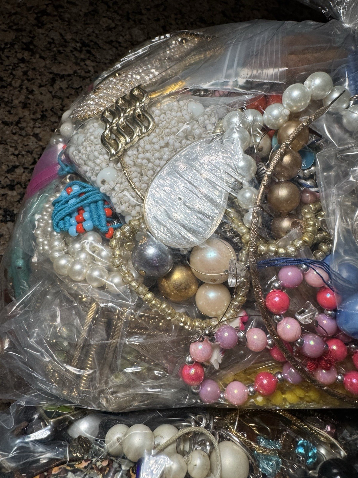~19 Lbs Lot ALL CRAFT Repair UNTESTED Junk Jewelry Pieces Parts Beads Earrings