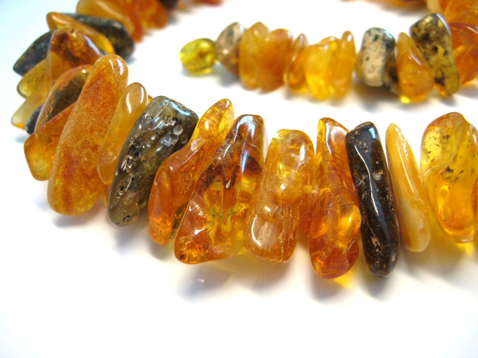 Genuine Massive Amber Beautiful Baltic Amber Necklace 60 grams 21 inches !!!