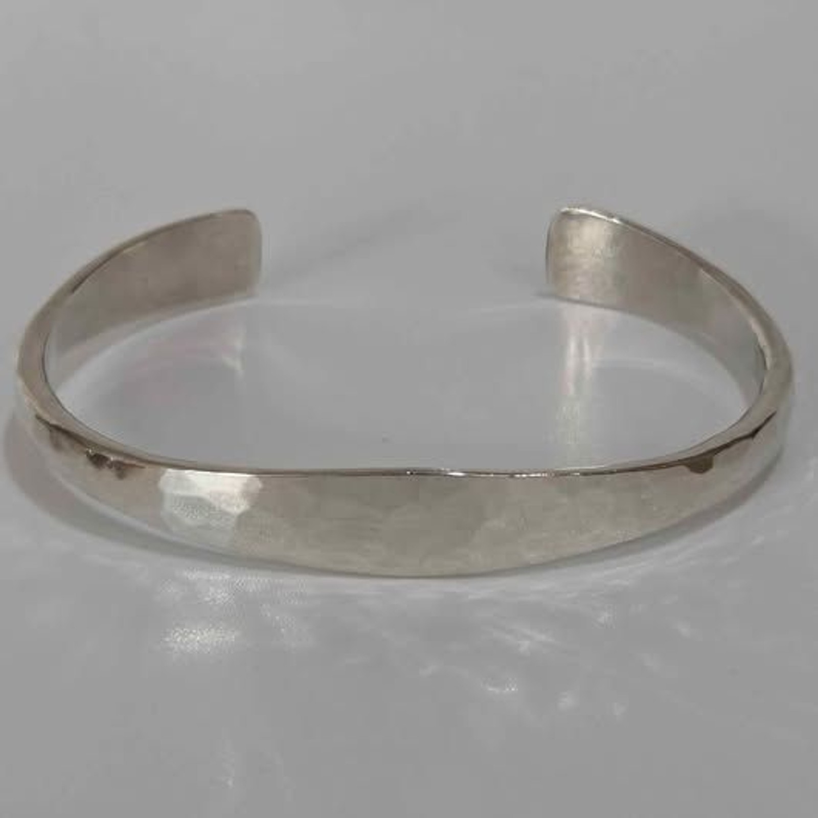 Vintage James Avery Sterling Silver Hammered Cuff Bracelet 16.68g 6.5″
