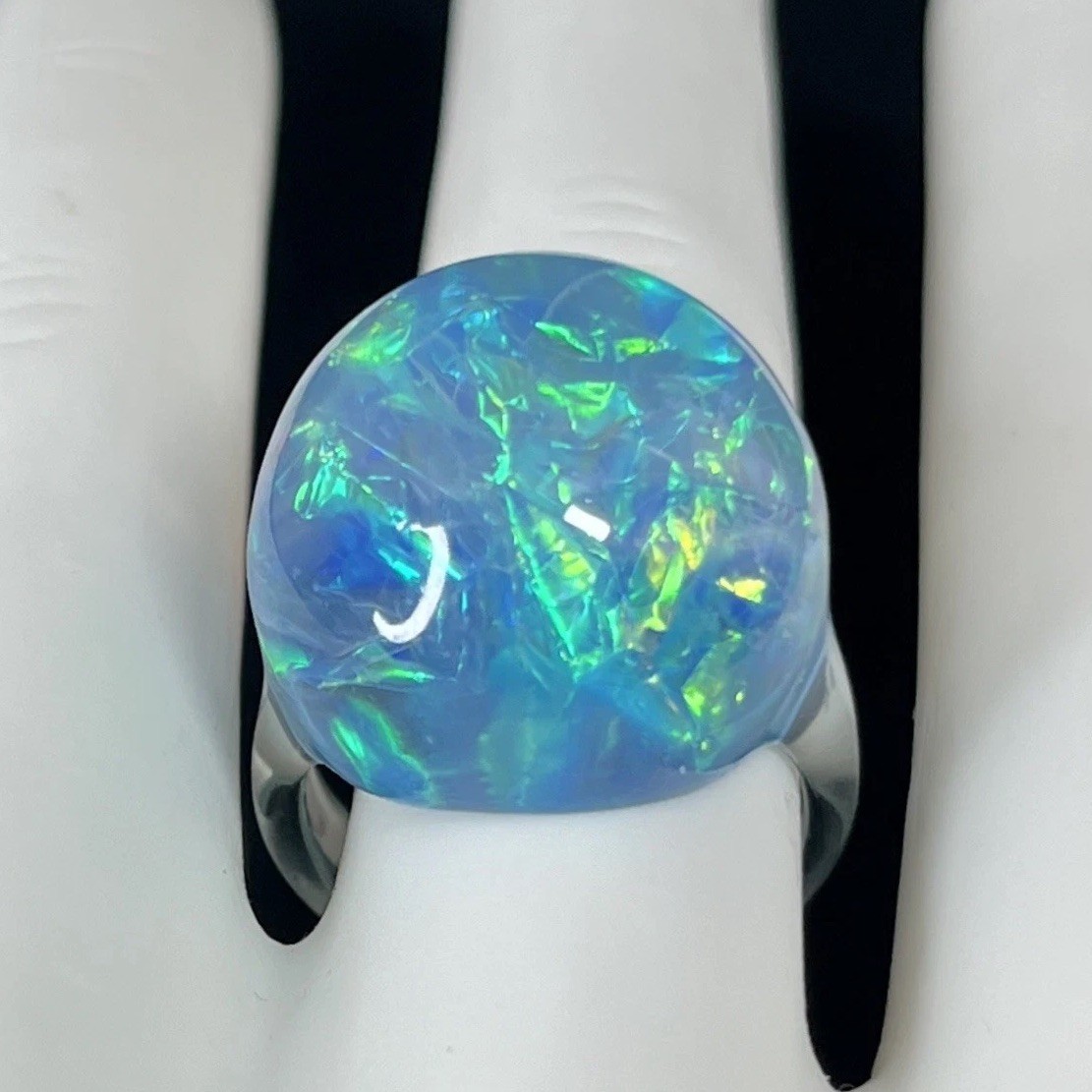 Blue Clear Lucite Dome Ring Size 7.5 Iridescent Opalescent Retro Moon Ring