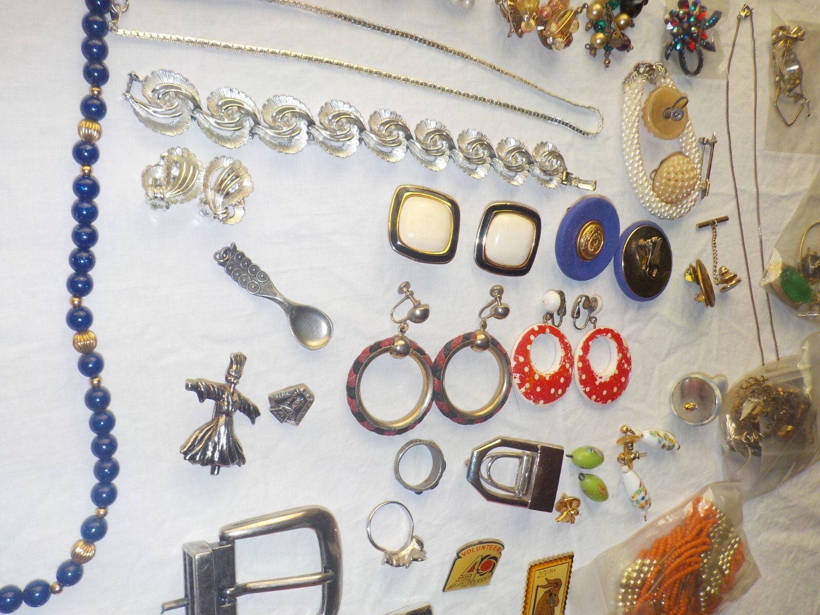 3 Lbs Mixed Lot Jewelry Vintage Wearable, Resell, Craft pieces Beads