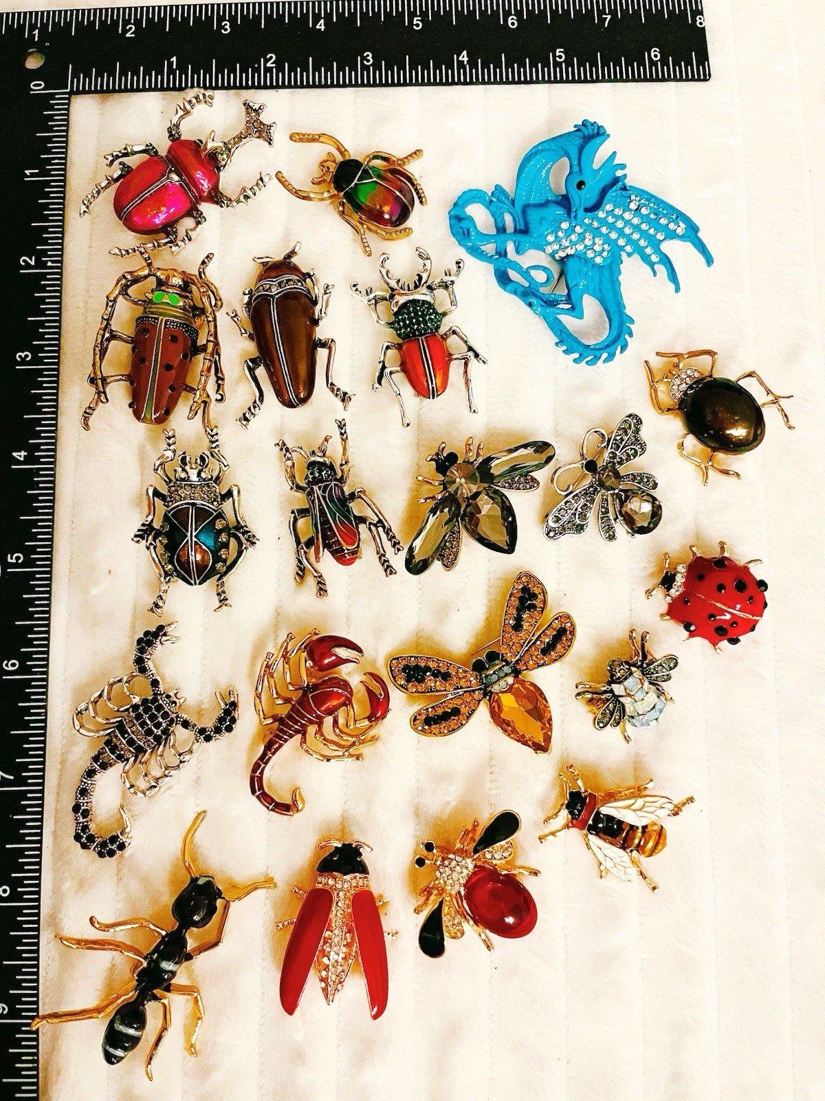 Lot 20 VTG Style Bug Insect Brooch Set Scarab Beetle Ladybug Scorpion Jewelry
